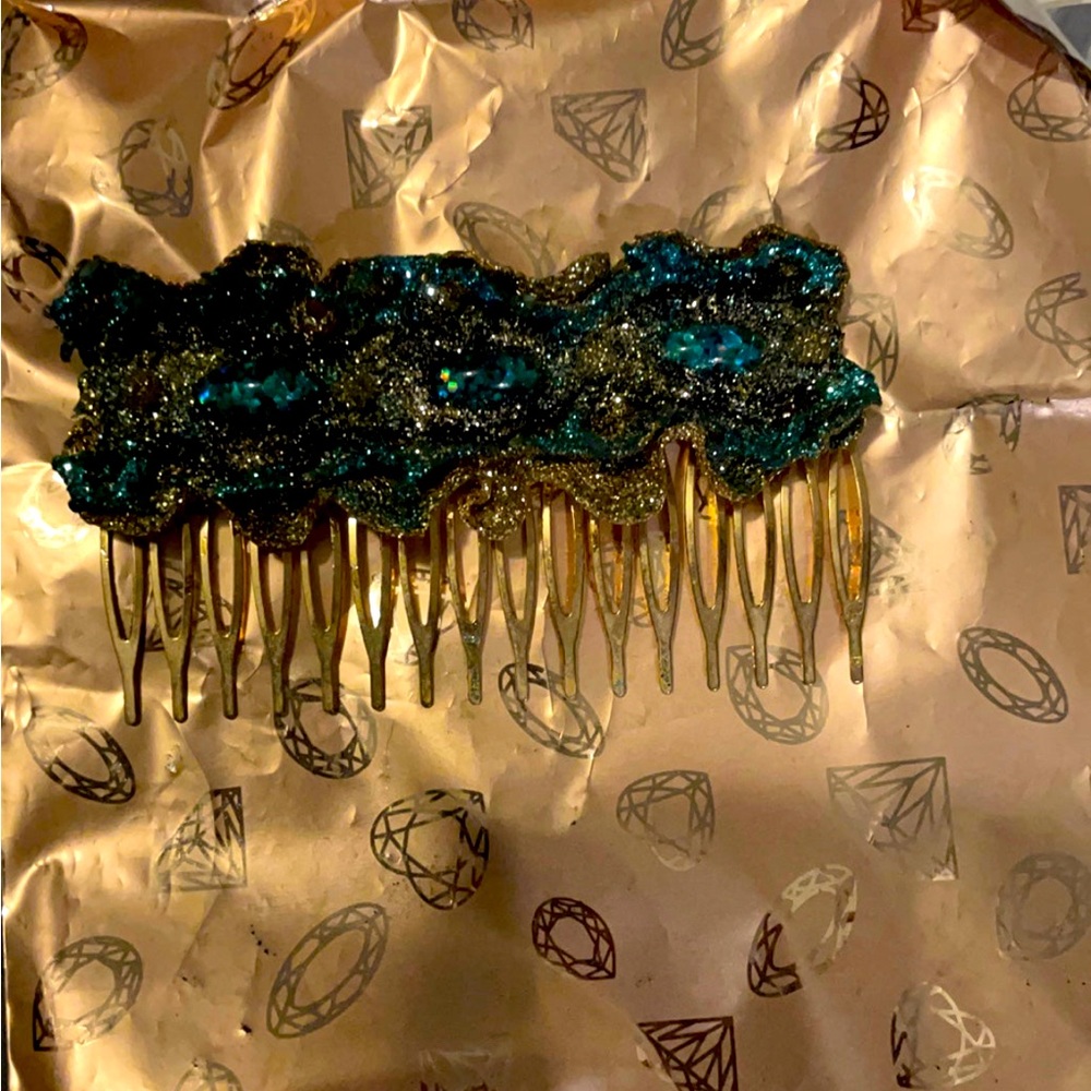 Beautiful handmade designer hair comb